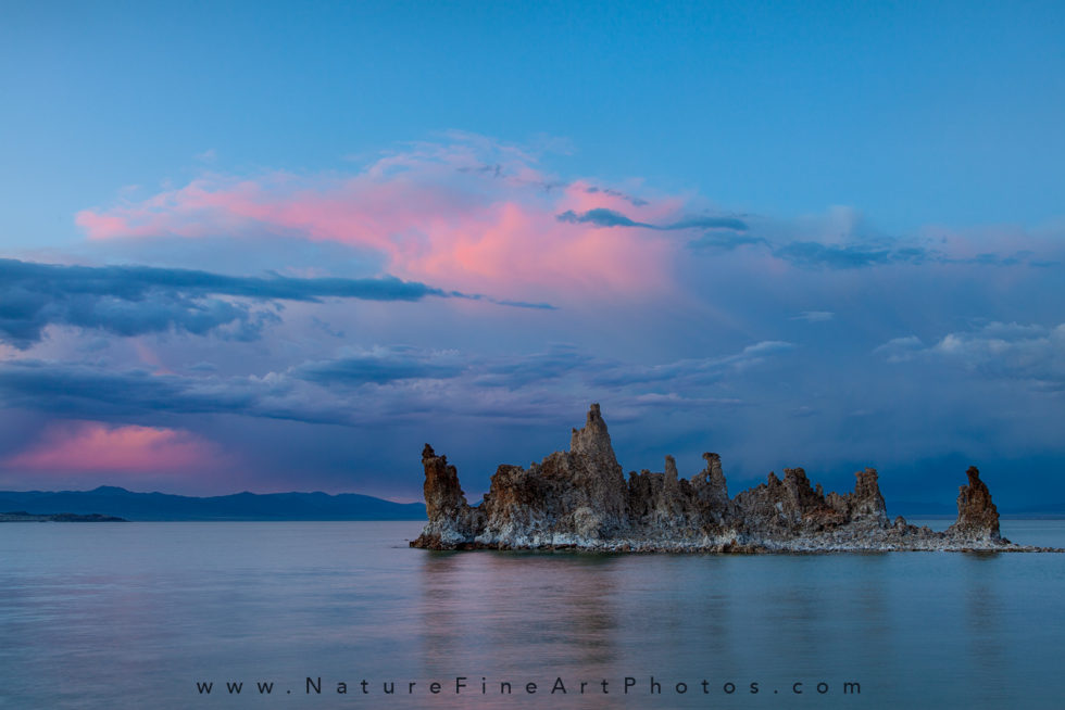photo of Mono Lake with pink sky at sunset